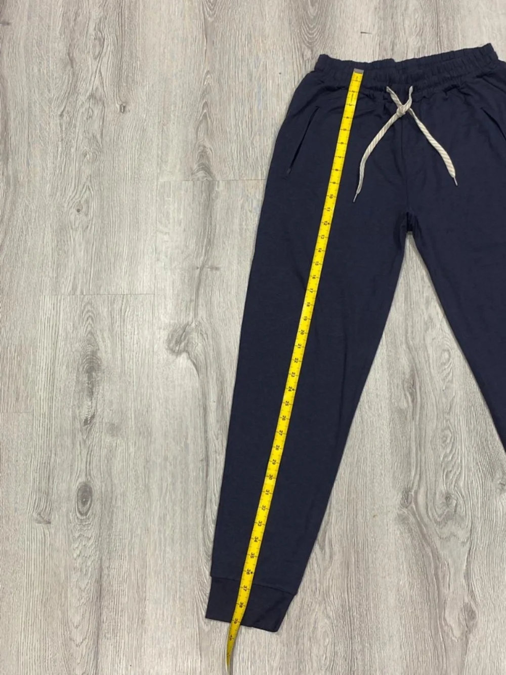 Vuori Performance Joggers Navy Blue Men's Size Medium